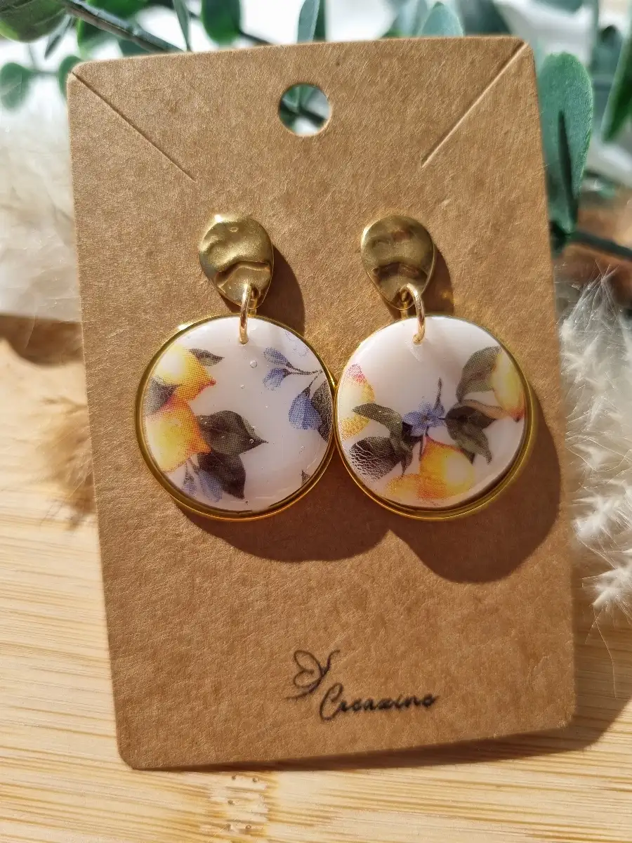 Boucle d'oreille en pâte polymére